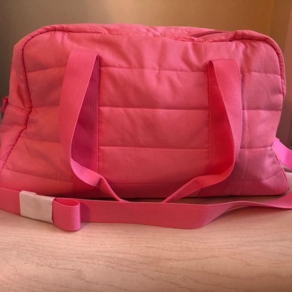 New Michael Kors Shell Pink & White Crossbody Bag w/ Gift - Picture 12 of 13